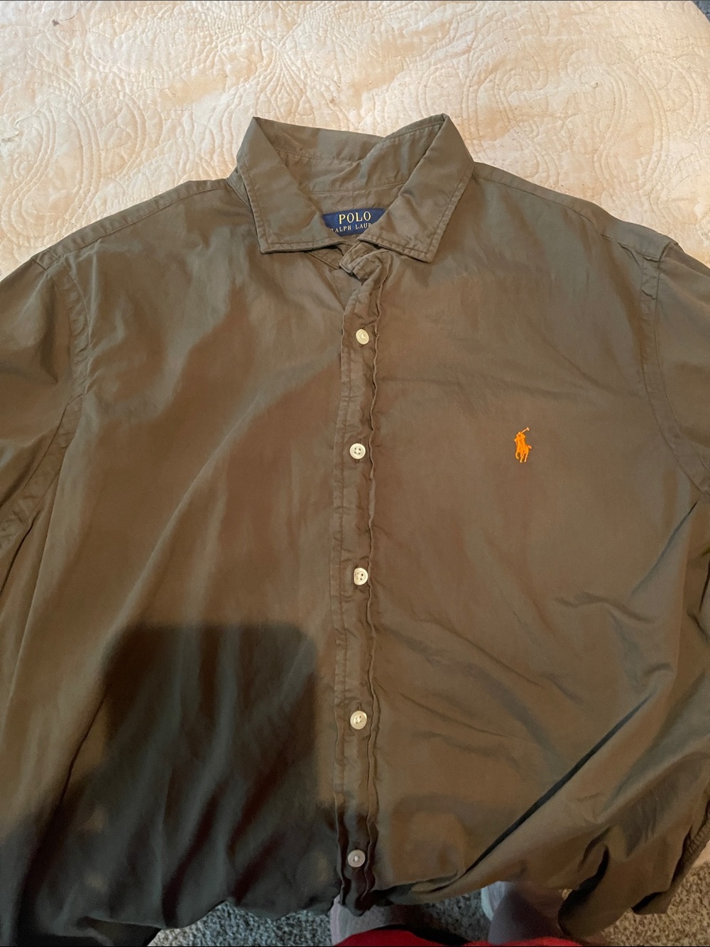 Ralph Lauren Olive Green Button-Down Shirt with Contrasting Logo